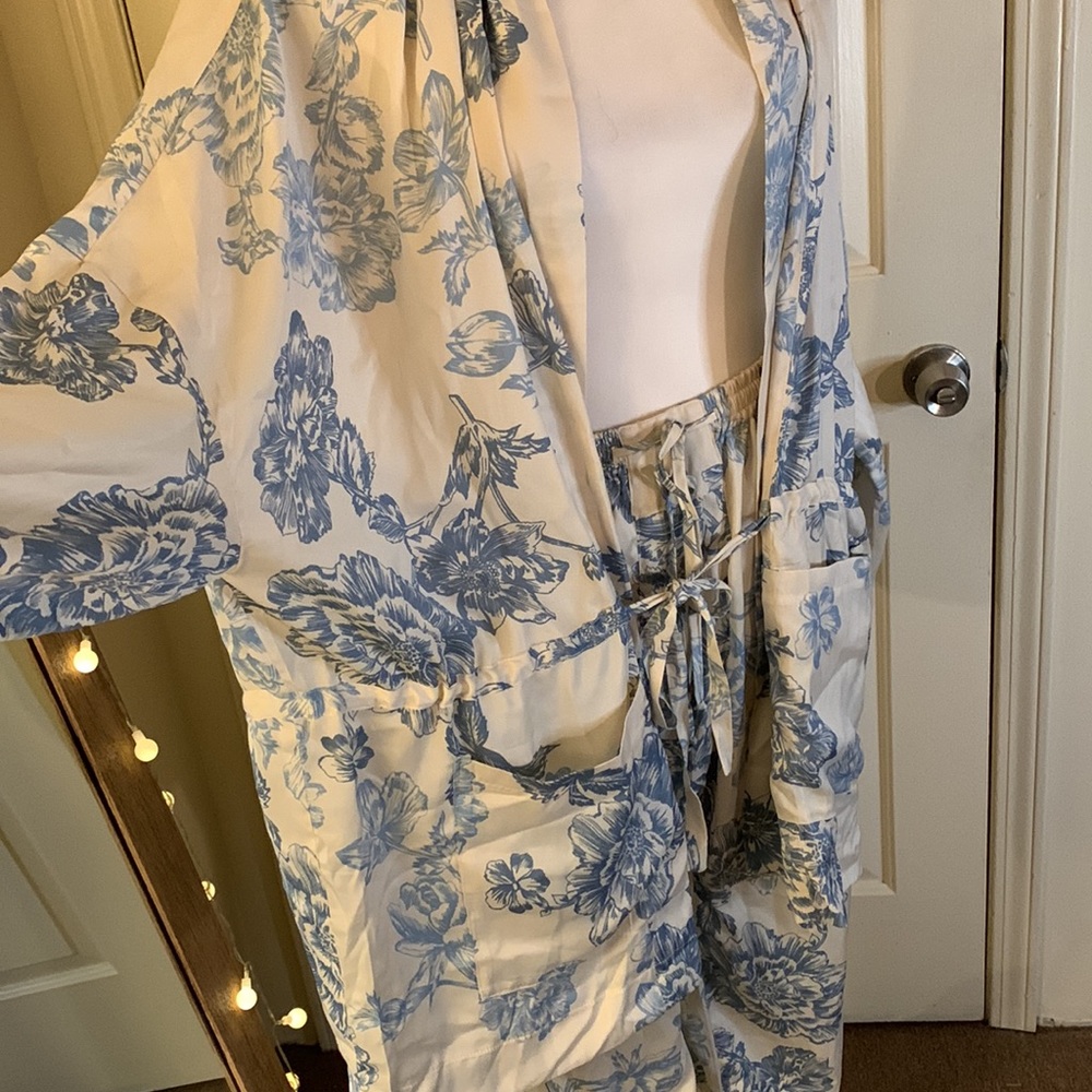 Free People Intimately Slinkin' Robe & Harem Set - Picture 7 of 16